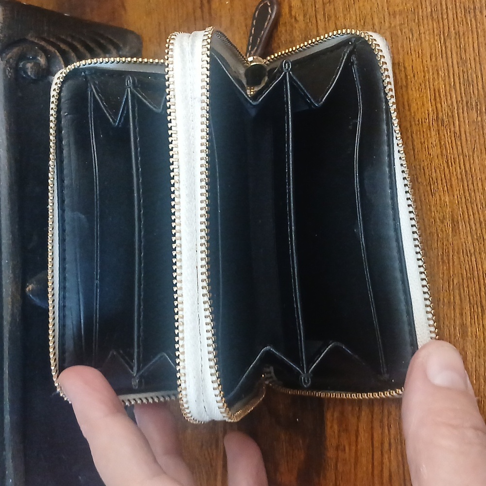 Project Wallet Re Paint Coach Cream and Black Butterfly Wallet - Picture 3 of 9